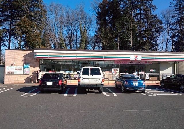 コンビニ　セブンイレブン岡本中央店（コンビニ）まで700m