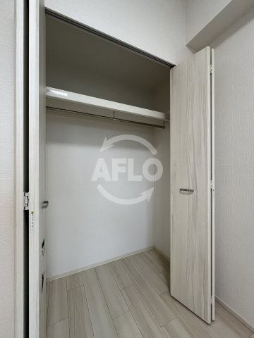 収納　プレジオ江坂SOUTH　クローゼット