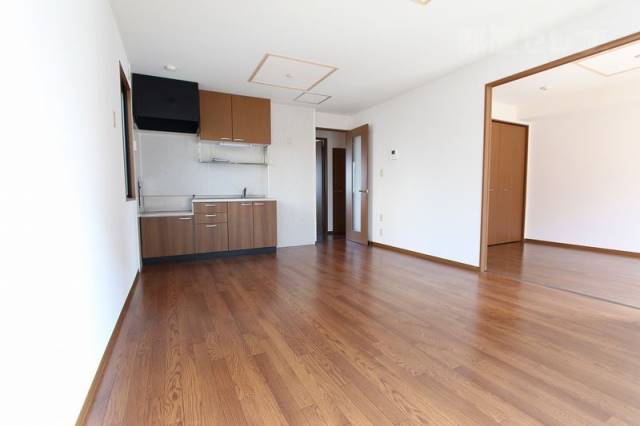 居室・リビング　１０２号室の写真