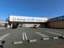 ドラックストア　ウエルシア　アクロスプラザ東岸和田店（ドラッグストア）まで689m