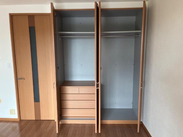 収納　クローゼット