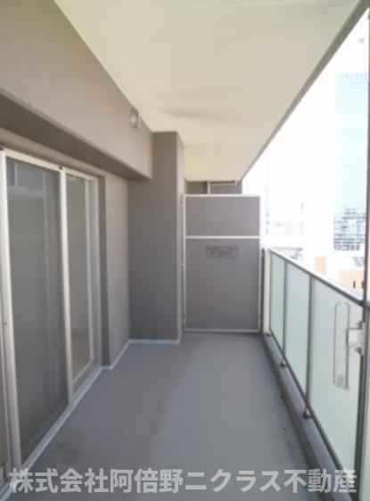 バルコニー　内装は別部屋の参考写真です。