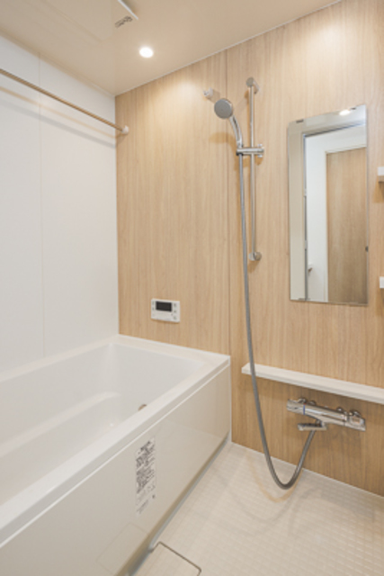 バス・シャワールーム　※写真は同タイプ住戸です。