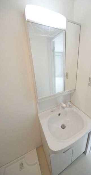 洗面設備　同仕様