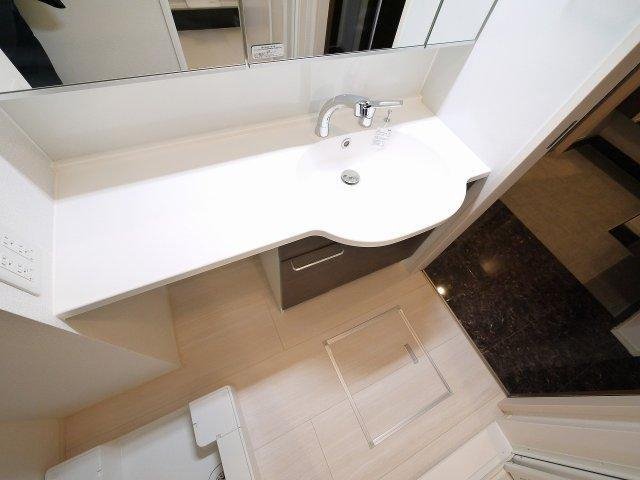 洗面設備　忙しい朝には欠かせない洗面所です