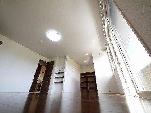 居室・リビング　使いやすい居間です