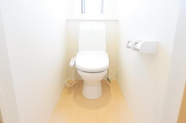 トイレ　シャワー付トイレ