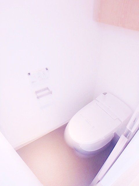 トイレ　お部屋探しは株式会社　タウンハウジング　までお気軽にお問合…