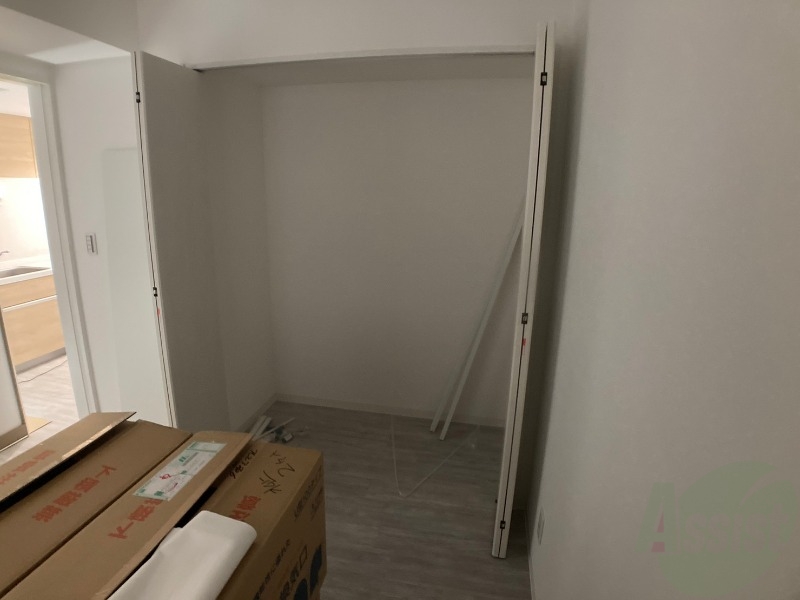 収納　クローゼットは奥行きもあり、荷物が多い方でも安心です。