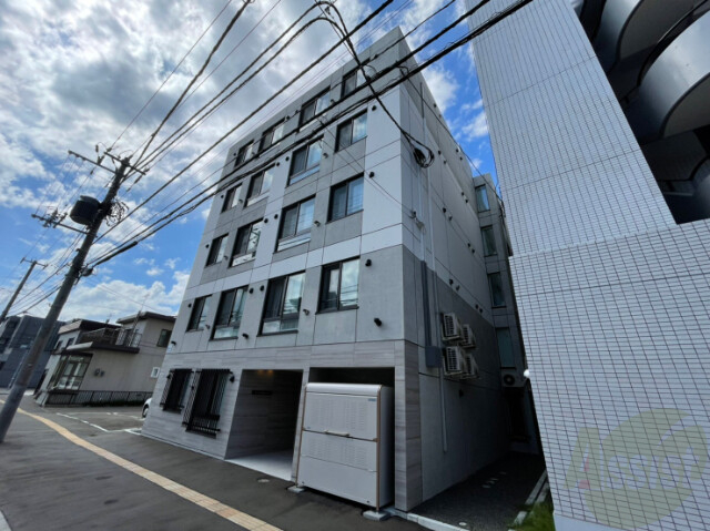 建物外観　札幌市北区北２３条西「レジデンス北２３条」