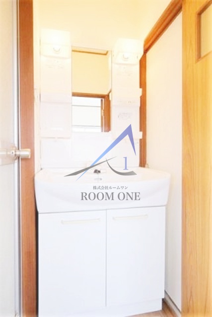 洗面設備　洗面台です。