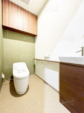 トイレ　嬉しい温水洗浄便座付き★