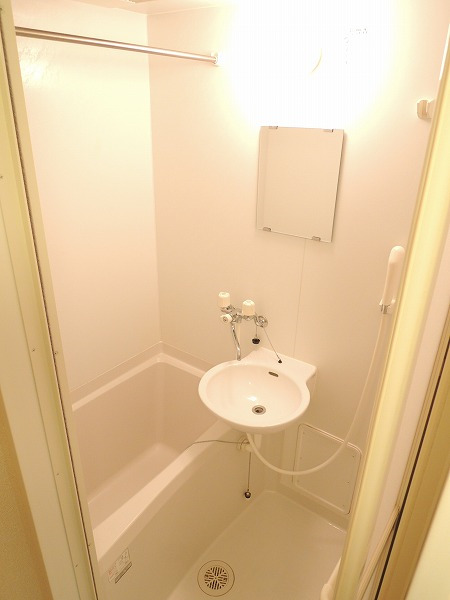 バス・シャワールーム　※参考写真、現況優先となります※