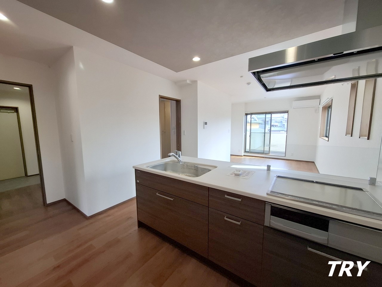 キッチン　IHコンロのシステムキッチン