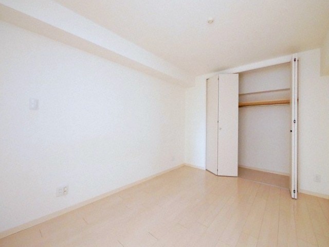 収納　広々クローゼット完備しています♪