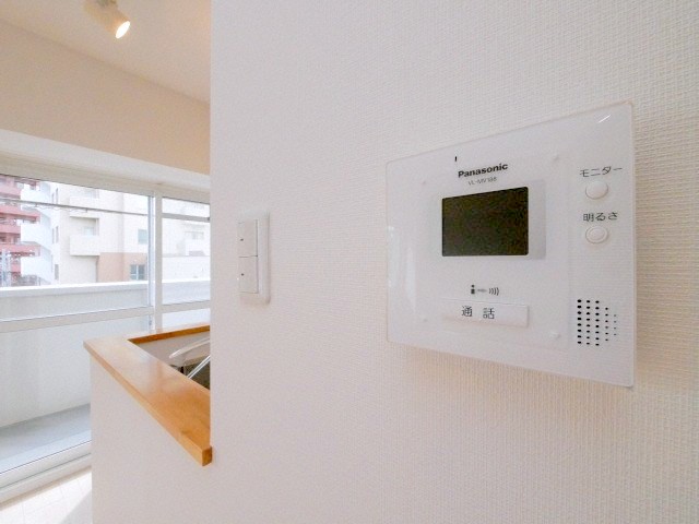 セキュリティ　モニター付きインターホン完備しています♪