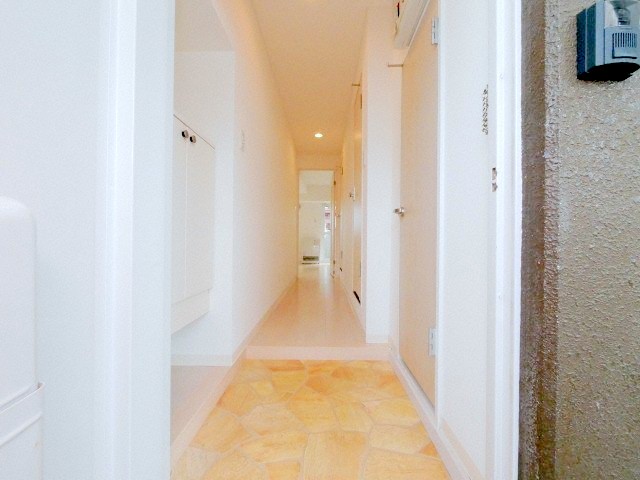 玄関　広々とした玄関です♪