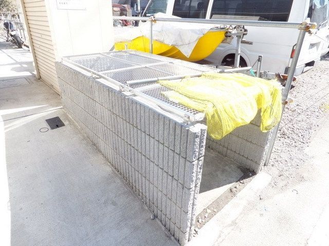 その他共有部分　☆　敷地内ゴミ捨て場・便利ですよ　☆