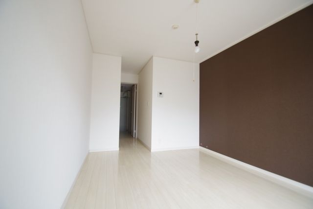 居室・リビング　★明るい洋室★