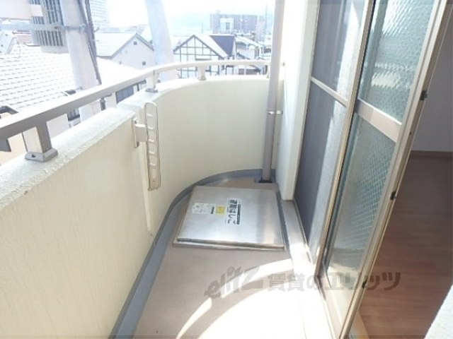 バルコニー　シャッター