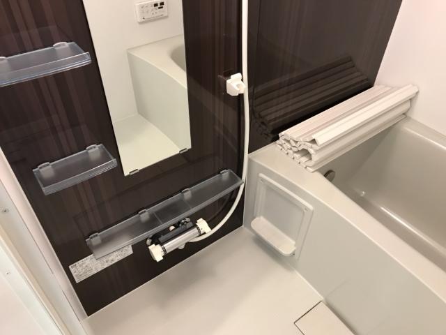 バス・シャワールーム　バス
