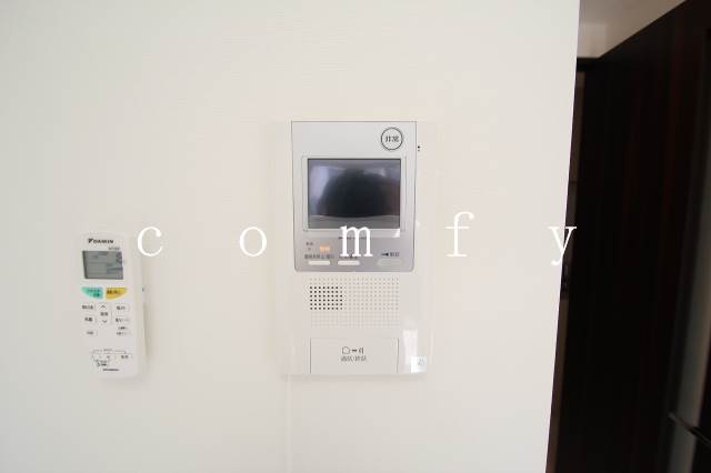 セキュリティ　モニター付きインターホン