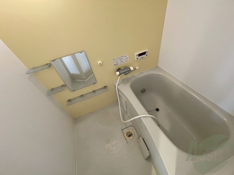 バス・シャワールーム　お風呂です。ゆっくりお風呂につかるのも体に良いですね～