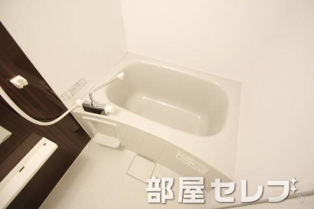バス・シャワールーム　お風呂もきれいしています。