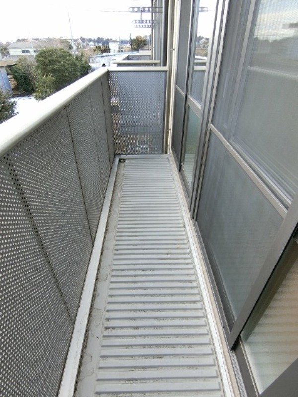 バルコニー　図面と現状に相違がある場合には現状を優先