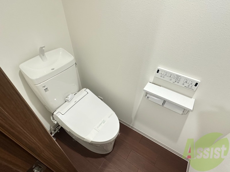トイレ　こちらはトイレです。清潔感があり、安心して使用できます。