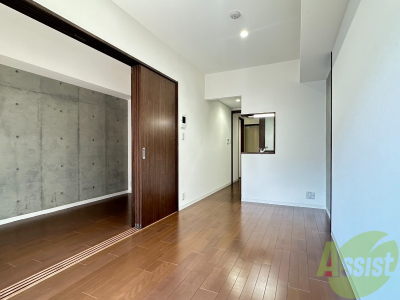 居室・リビング　きれいなＬＤＫが広がっていて居心地が良さそうですね。