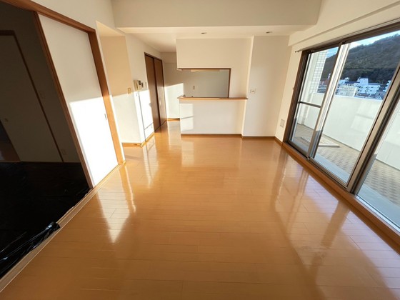 居室・リビング　※別部屋の写真です