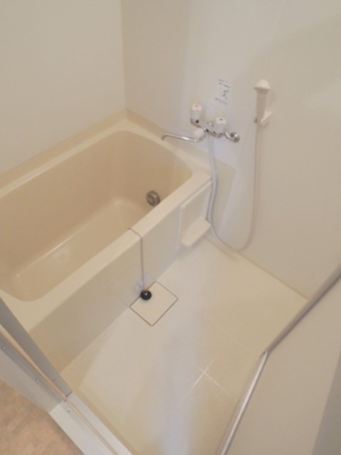 バス・シャワールーム　※同仕様写真