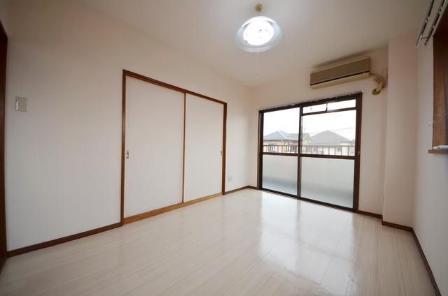 居室・リビング　別部屋イメージ