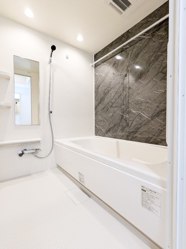 バス・シャワールーム　図面と現状に相違がある場合には現状を優先