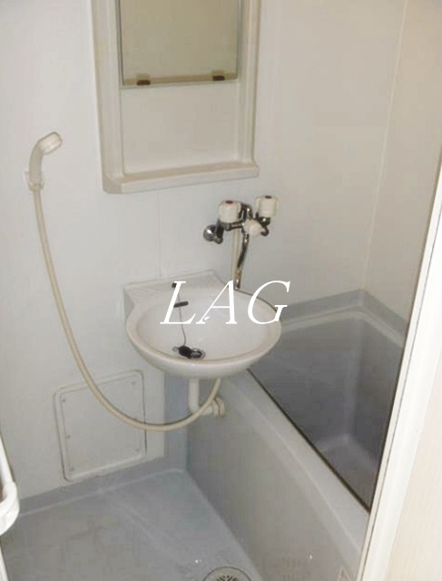 バス・シャワールーム　お風呂です。