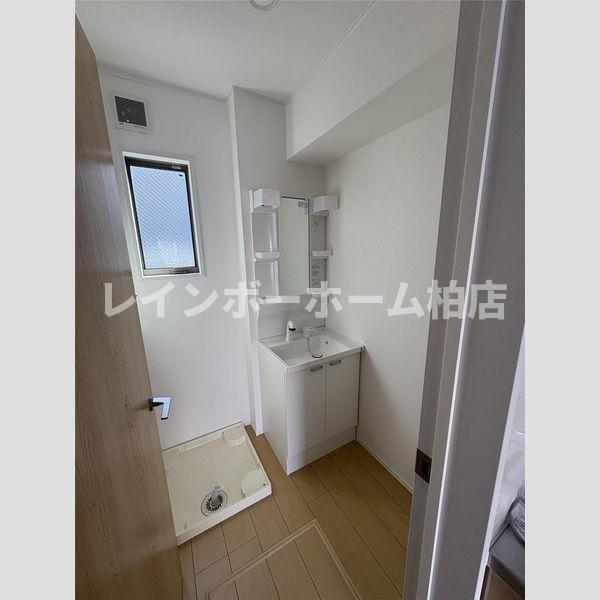 その他設備　室内洗濯機置場です