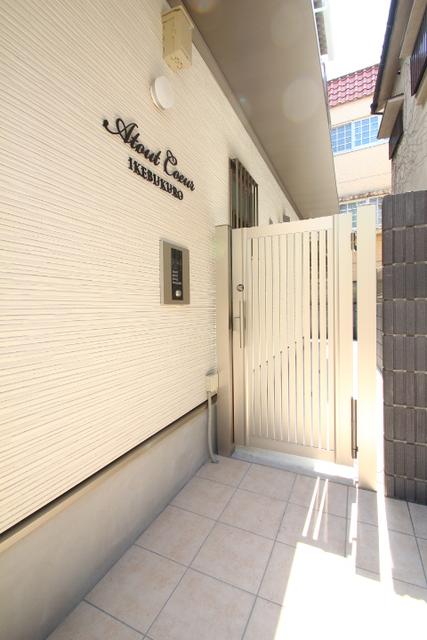 エントランス　エントランス