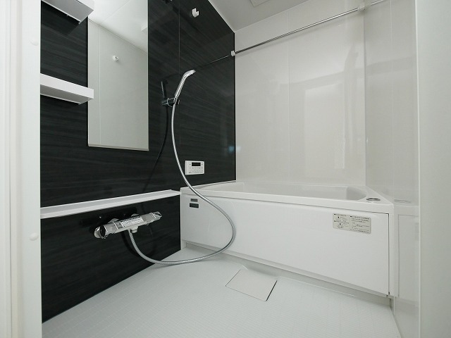 バス・シャワールーム　ゆったり過ごせるお風呂です