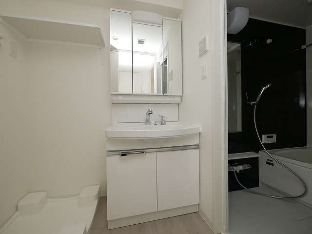 洗面設備　洗面所です