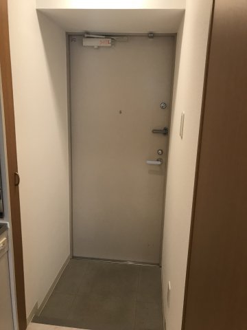 玄関　※参考写真