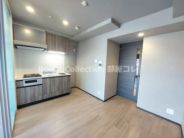 居室・リビング　※同物件他部屋写真　色違いの場合有　現状優先