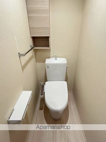ＪＲ東海道本線 浜松駅 バス乗車時間：40分 最寄りバス停で下車 徒歩4分 2階建 築1年のトイレ写真