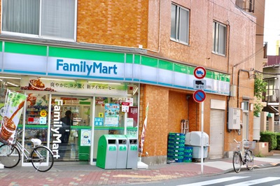 コンビニ　ファミリーマート下丸子駅南店（コンビニ）まで140m