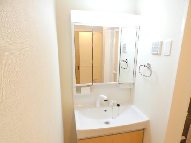 洗面設備　201