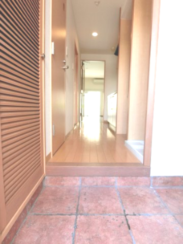 玄関　詳細は、RISUMO江坂本店→06-6155-7137まで♪