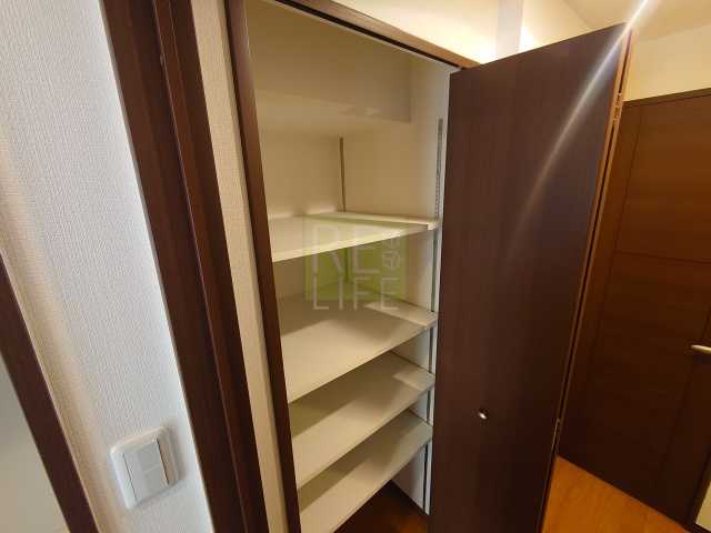 収納　レジディア入谷 405