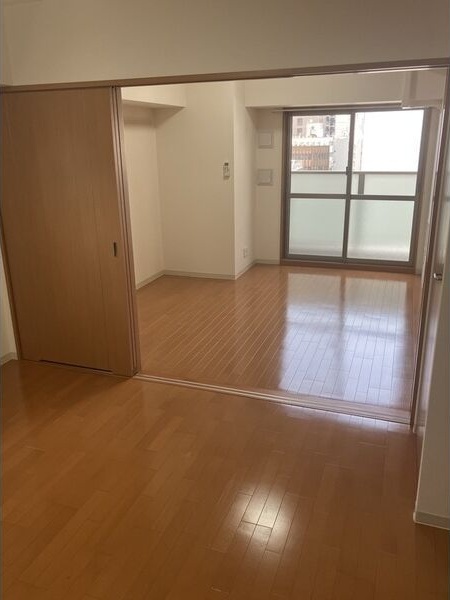 居室・リビング　※写真は同じマンションの違う部屋のものになります。