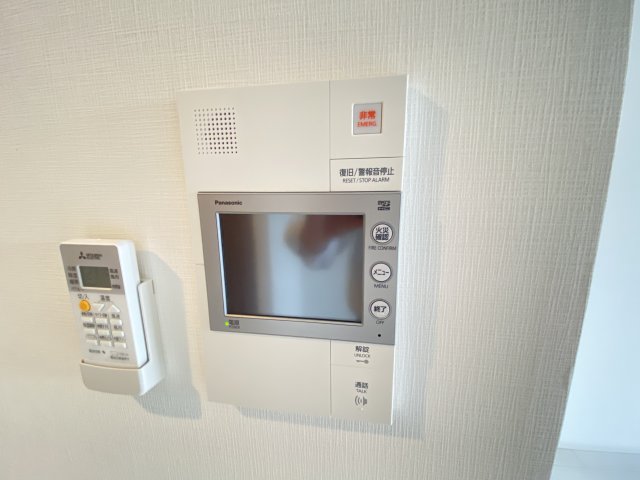 セキュリティ　モニター付インターホン