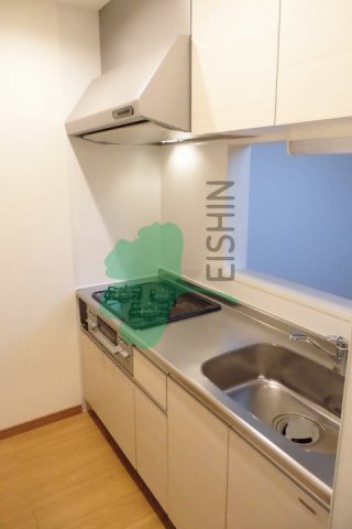 キッチン　ガスコンロ3口(グリル付き)＊カラーは白になります